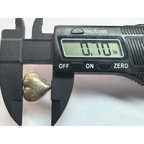 Vintage Estate Sterling Silver 925 Heart Engraved Stud Earrings 4.1g EZ Backs - Picture 7 of 8